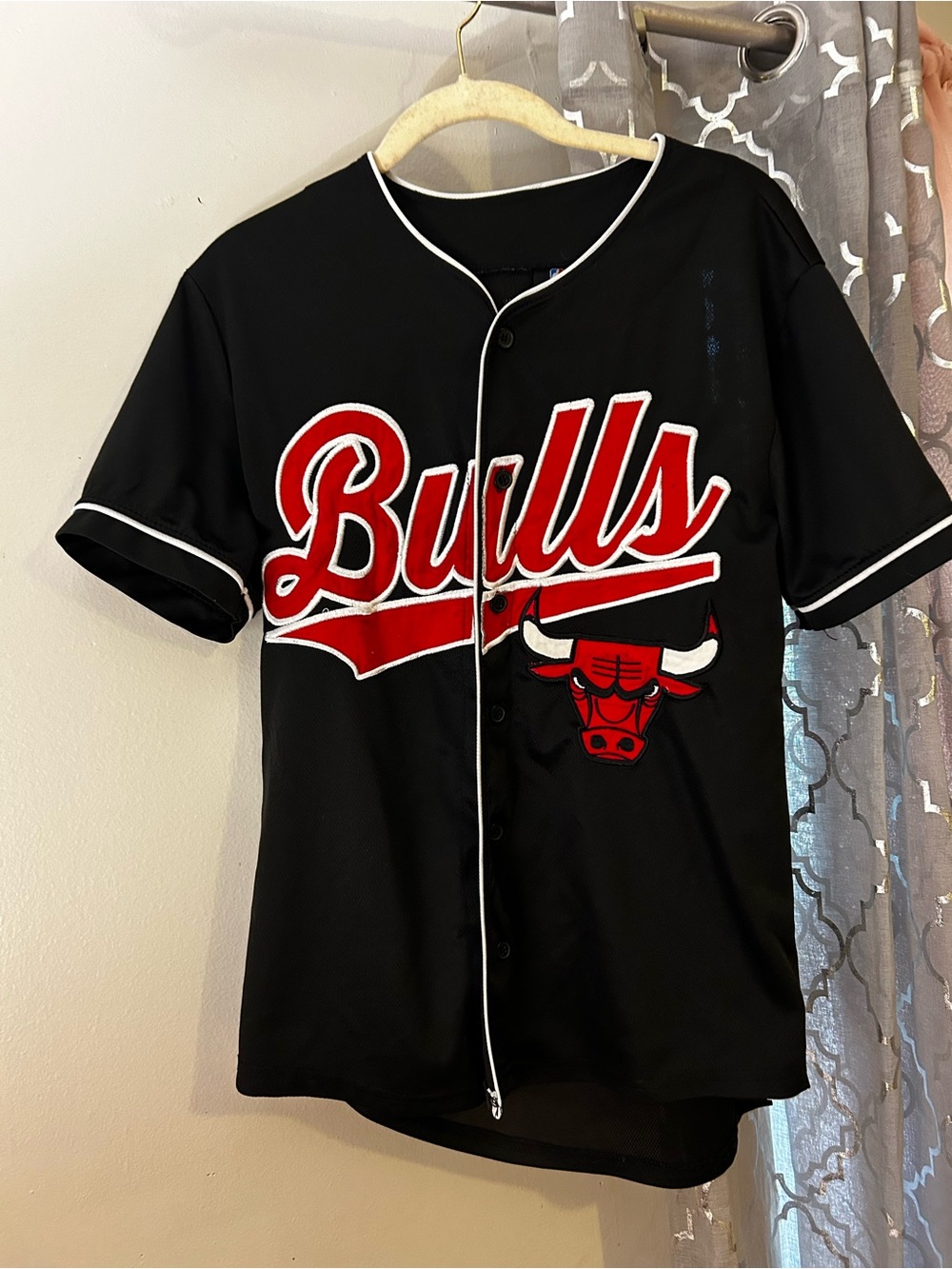 Men’s Black & Red Bulls Button-Up Jersey